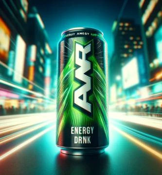 lata de bebida energetica de la marca atom